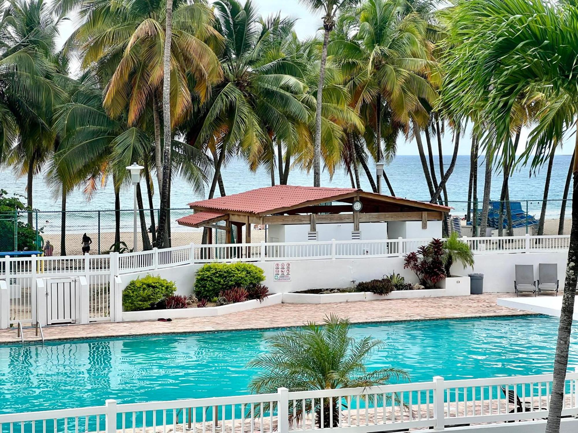 Beachfront Tropical Tantra Apartamento San Juan