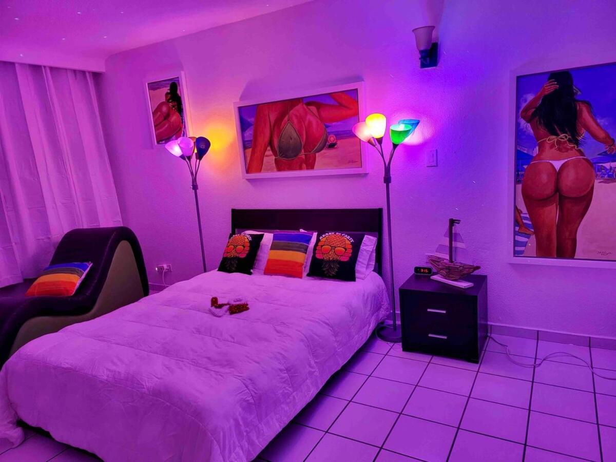 Condado Beachfront Tantra San Juan