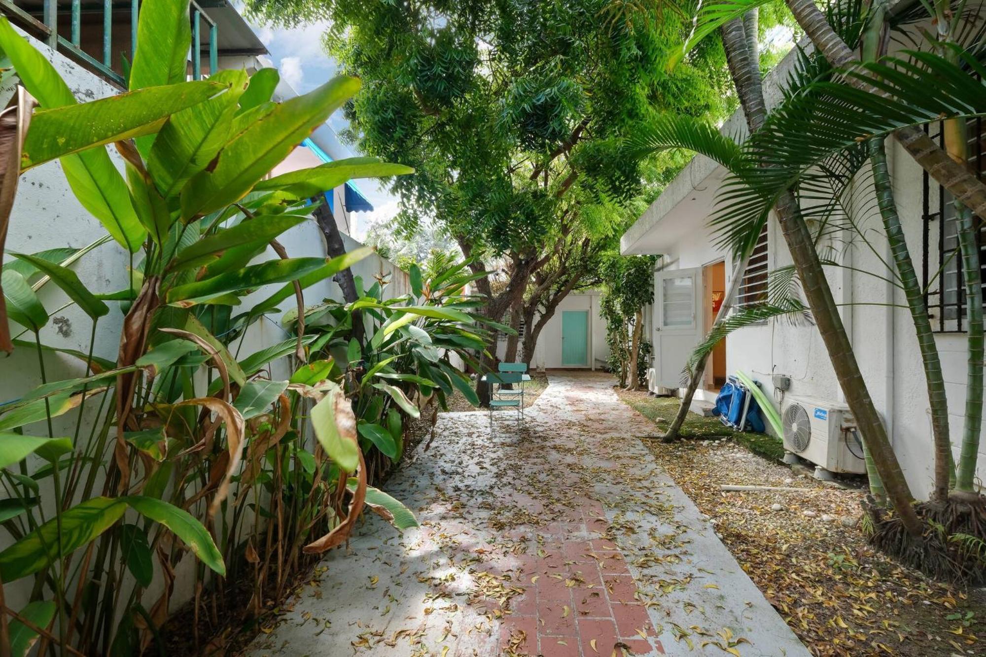Steps Away From The Apartamento San Juan