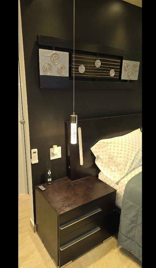 Rh #4 Angeles, Elegant 2nd Floor