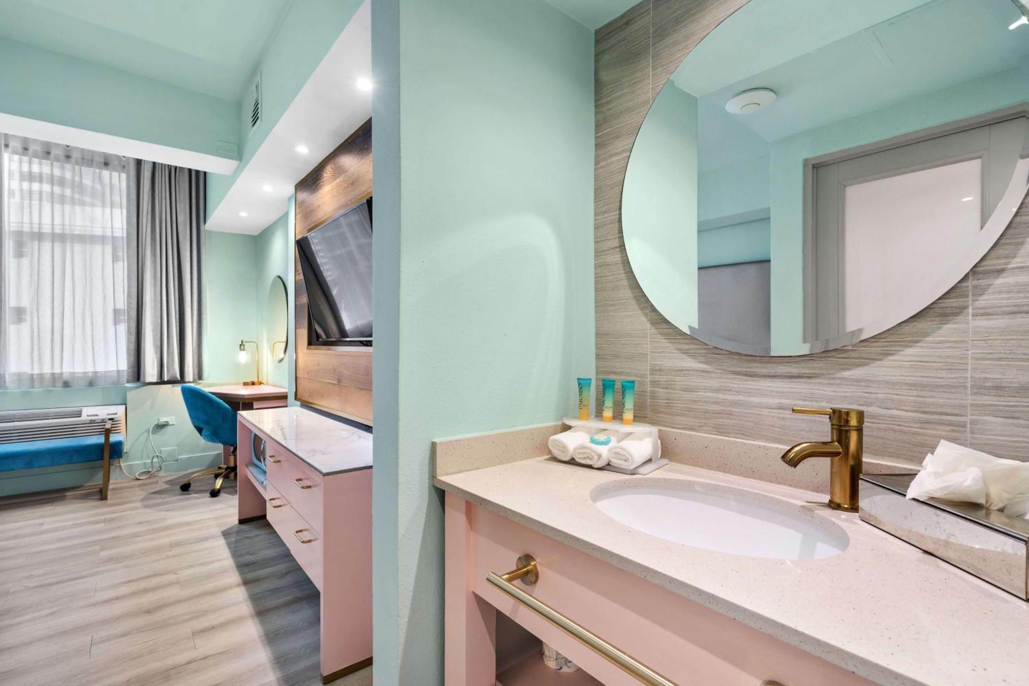 Hotel Abitta Condado