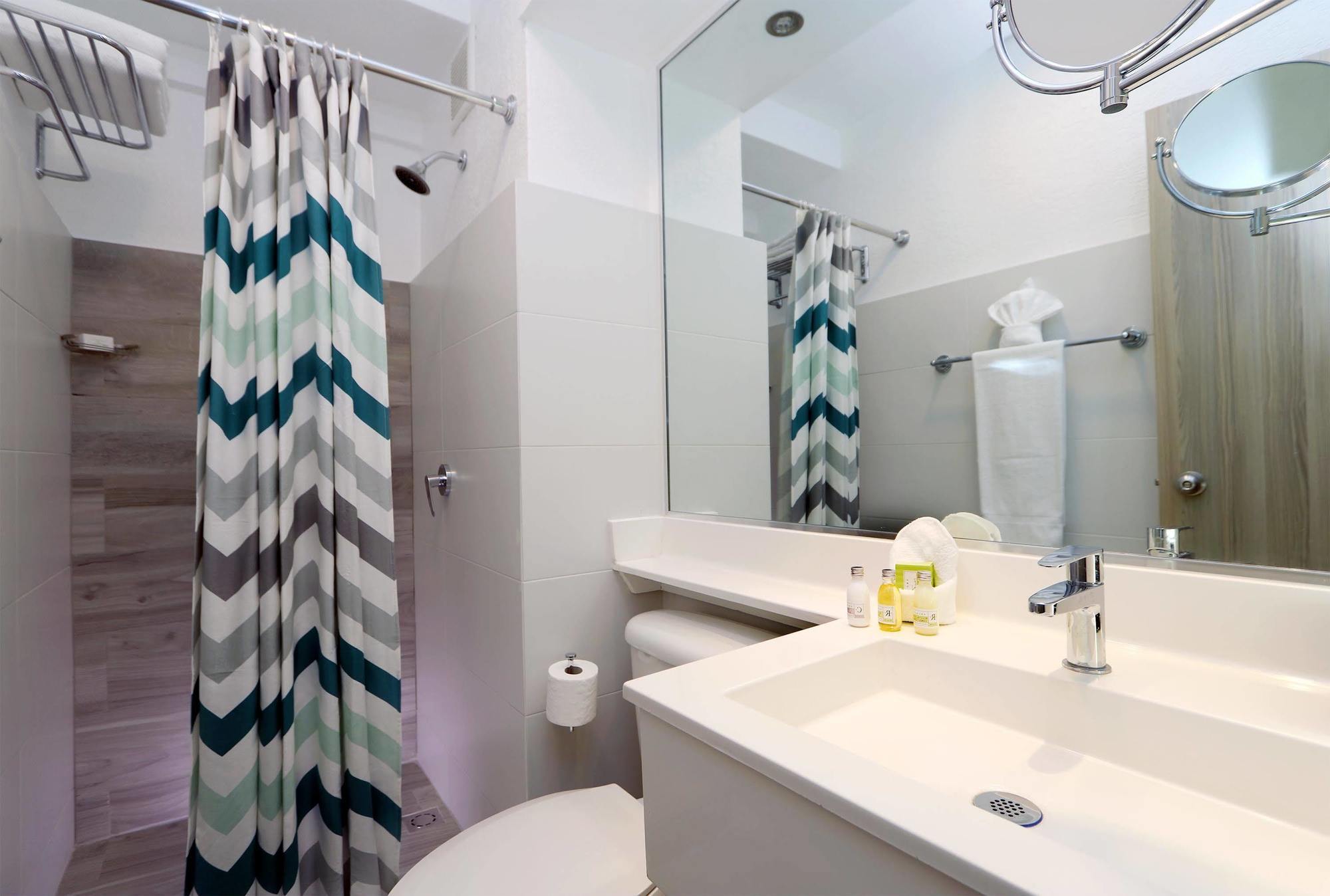 Hotel Quality El Portal 3*