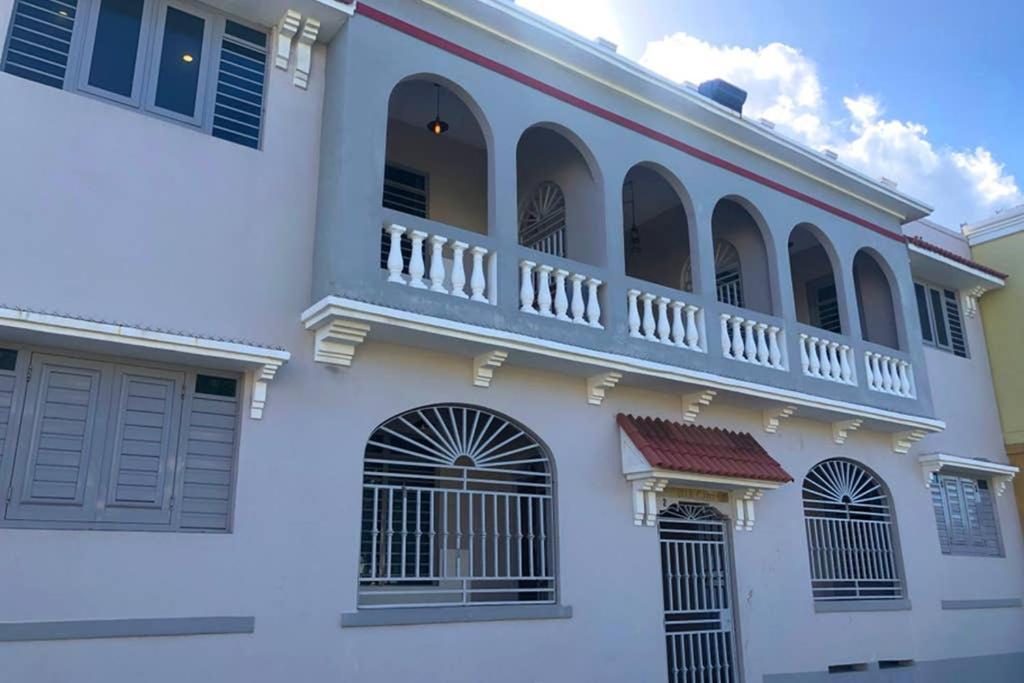 Apartamento Two Bedroom Apt In Old Sj Five Min Walking From The Beach - Sevilla Court I San Juan