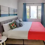 Casa Tortuga - Luxury By The Beach & Close To All!