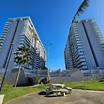 Isla Verde Beachfront With Pool- Near Foxwoods