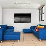 Oceanview Apt With Parking And Steps To The Sand