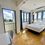 Urbana Hotel
