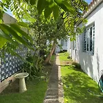 Isla Verde By The Beach Guest House