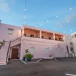Room 6 Affordable Cool In Santurce Arts Area
