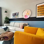 Spacious 2 Bedroom In San Juan+Parking - Steps To Beach