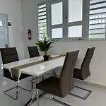 Casa Mi Luz Ilumina Tu Estancia Con Elegancia Y Confort En San Juan