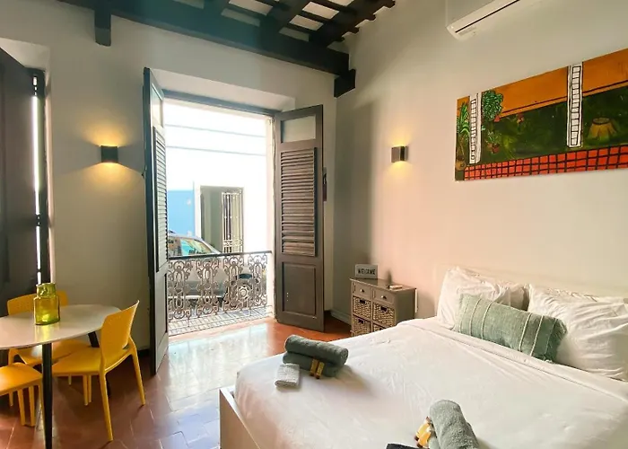 Just Remodeled Studio In Colonial Osj Unique Location Local Experience