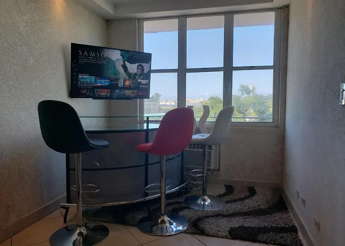 600 Ave Fernandez Juncos Cond. Vistas De San Juan