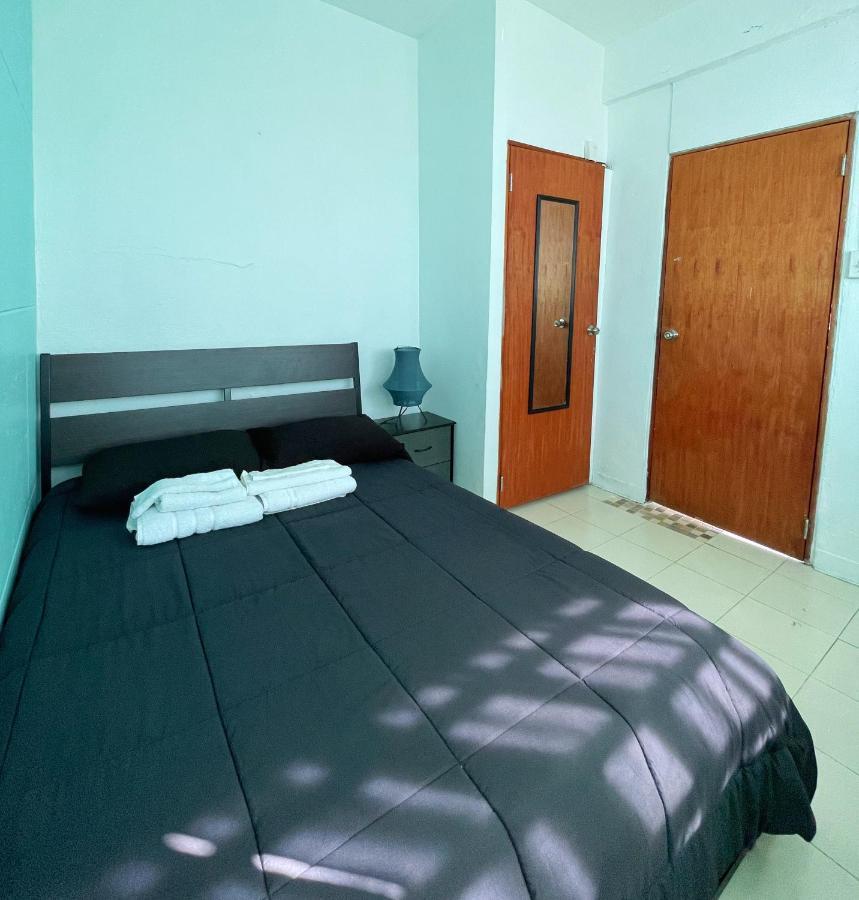 Hostal Eshta *