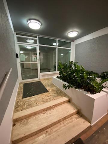 Apartamento Sea Breezer Vacation Ocean Front En Condominio Playa Mar