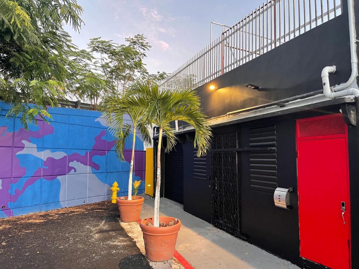 Large 9 Bedroom La Placita De Santurce By Rentalspr Guest house San Juan