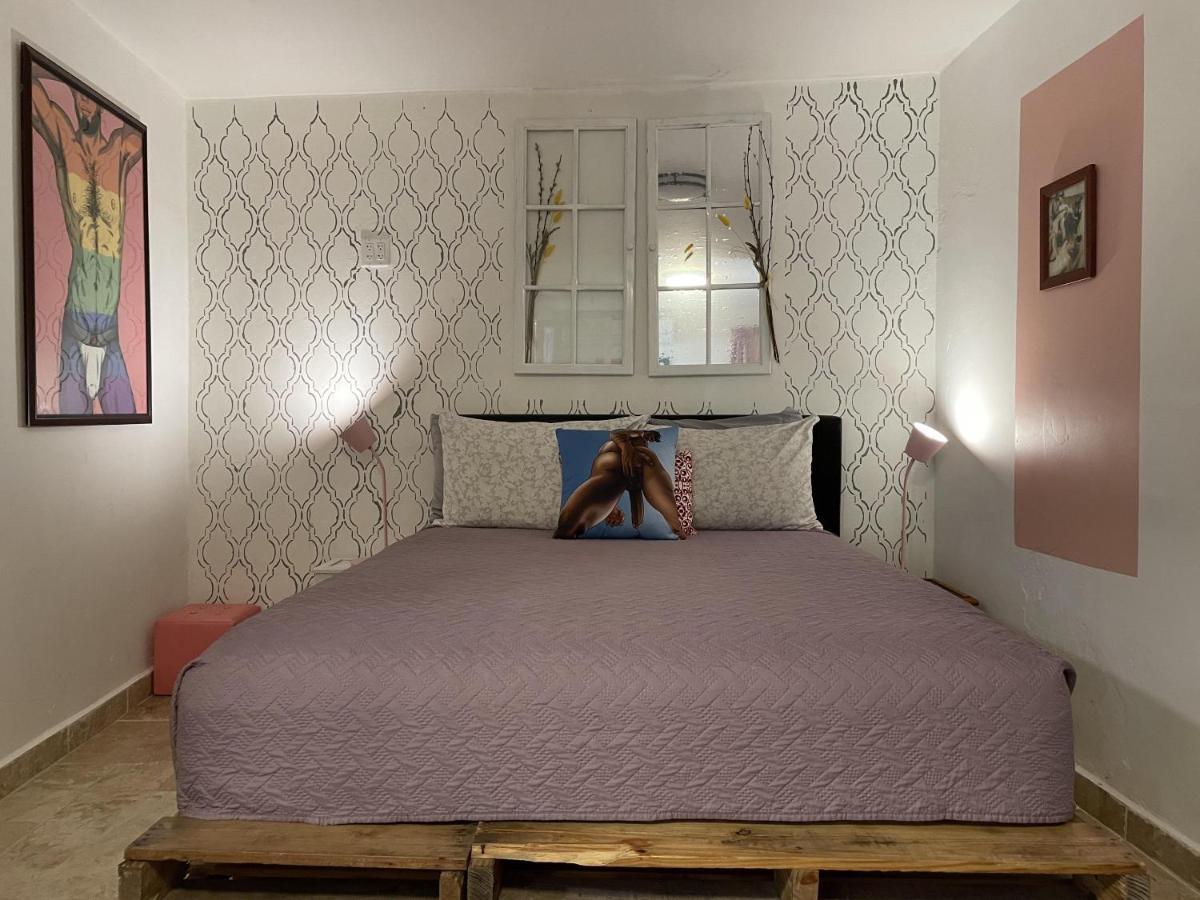 King Sling Room, Between Pool And Jacuzzi - Enjoy! (adults Only)