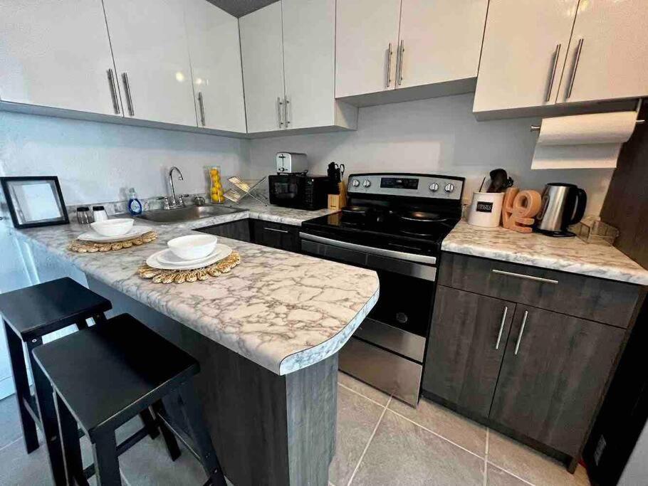 Casa Gumamela - Bright&spacious 5-bedroom Unit * San Juan