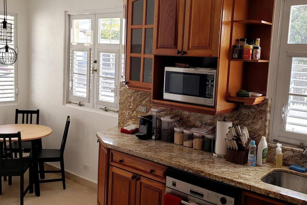 Casa Tortuga - Luxury By The & Close To All! * San Juan