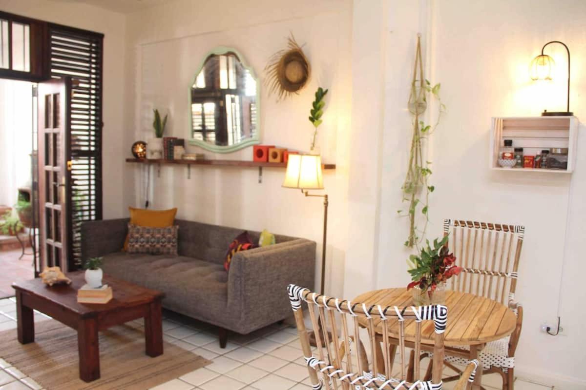 Сasa de vacaciones Footprints House At Yardley Place San Juan