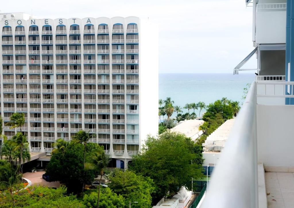 Beautiful 3br Near Beach With Pool And Parking Apartamento