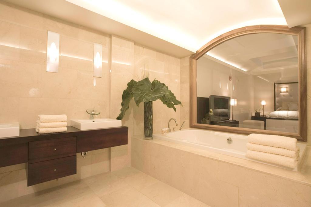 Chateau Cervantes Hotel