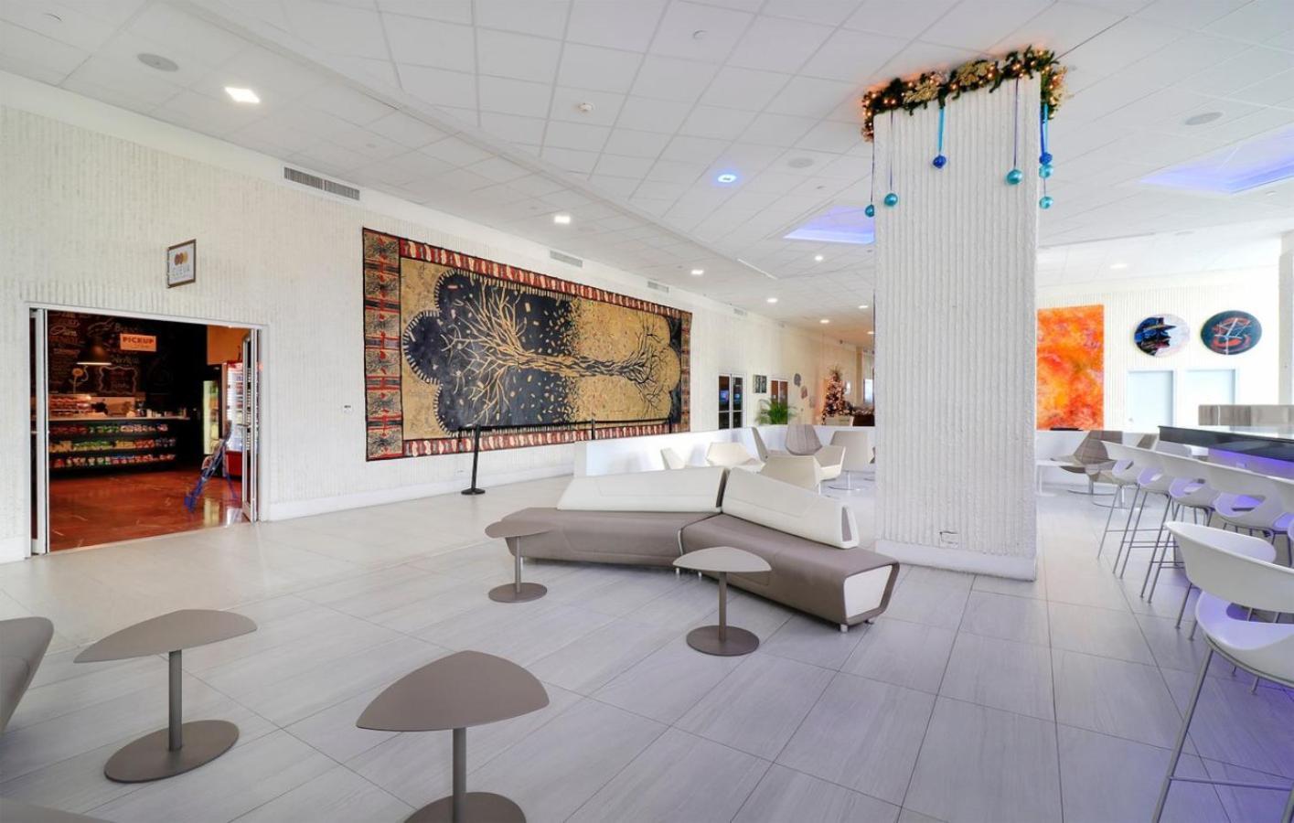 2br At Isla Apartahotel San Juan