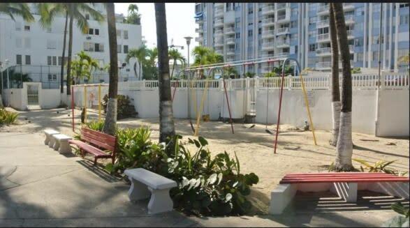 Apartment 2br Gem Ocean Front Building Isla San Juan