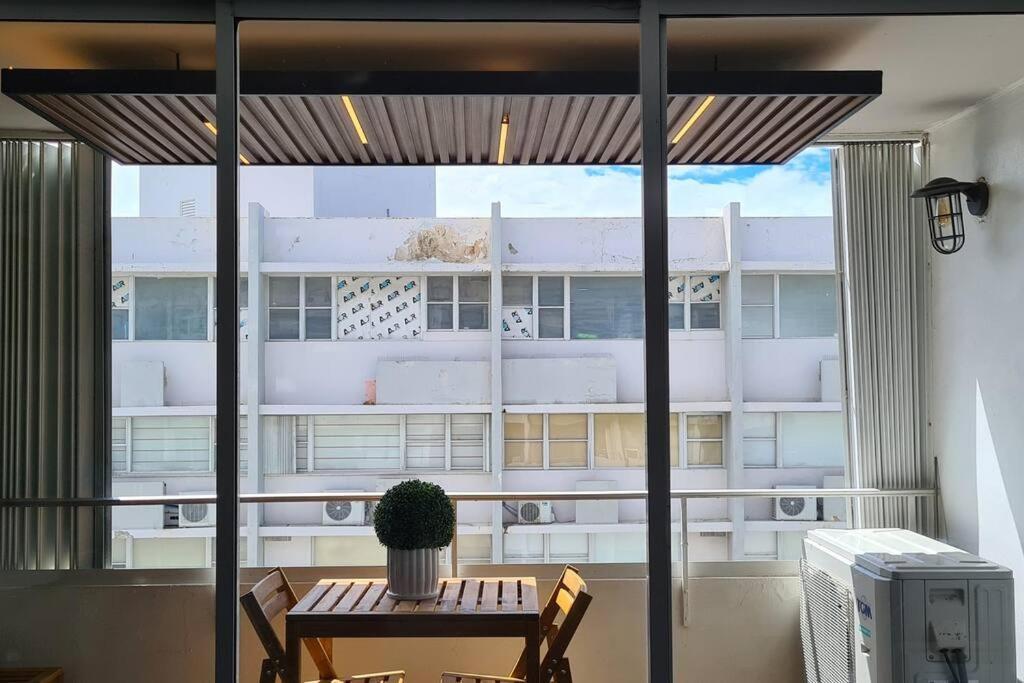 Apartamento Lagoon-front Escape Steps Away From The Beach!
