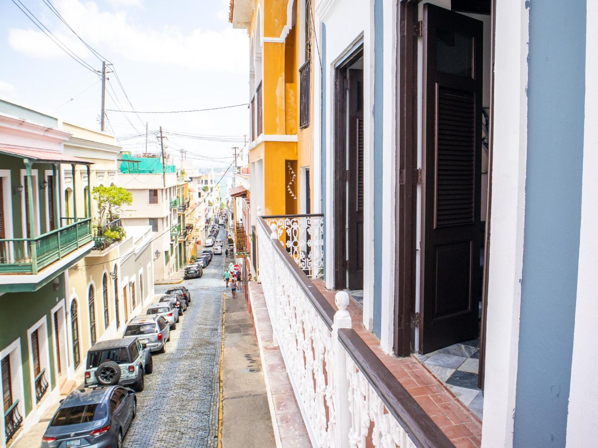 Colonial With Balcony In Osj Next To San Sebastian 3