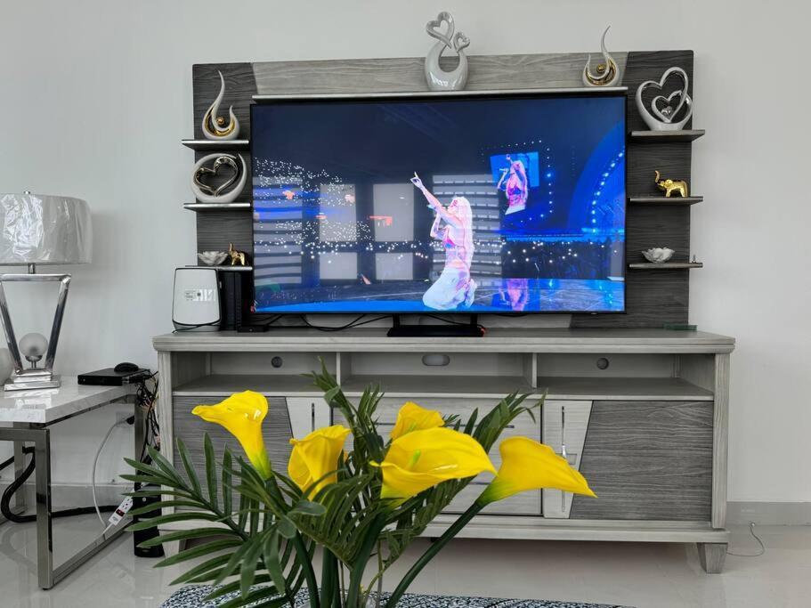 Casa Mi Luz Ilumina Tu Con Elegancia Y Confort En Сasa de vacaciones *