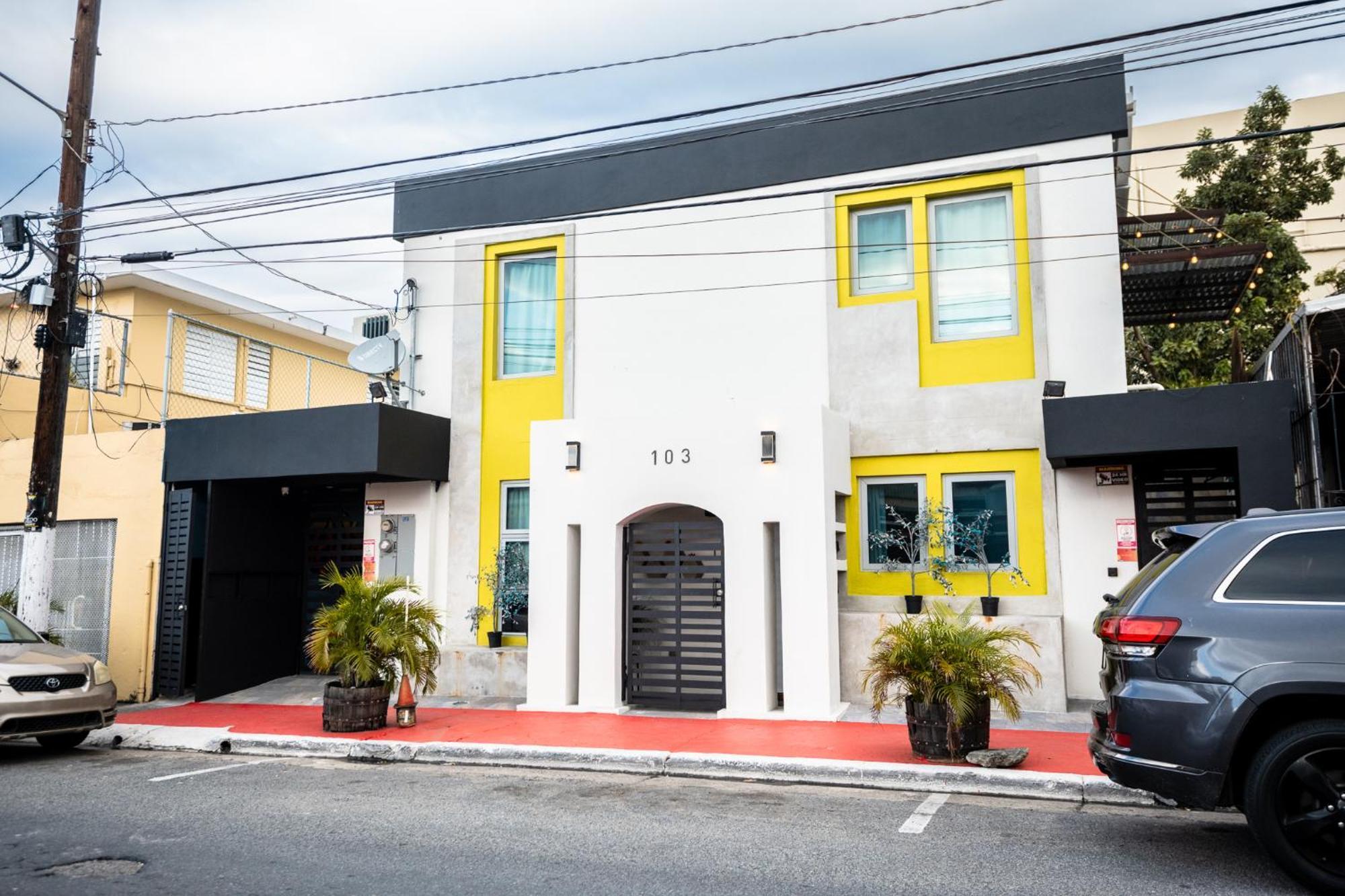 Hotel Tapia Haus 103 - Vibes Within Walking Distance 3*