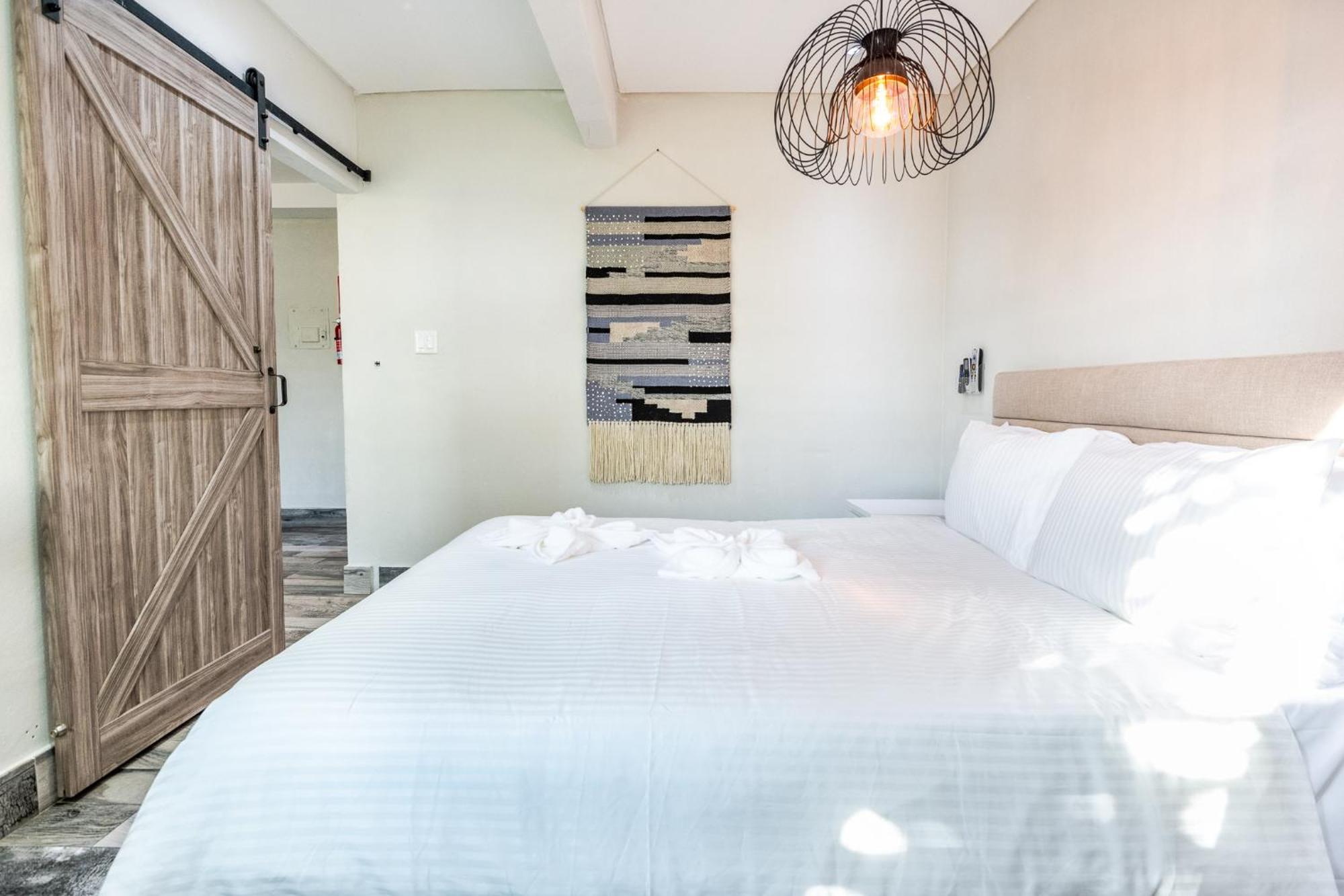 Hotel Tapia Haus 103 - Vibes Within Walking Distance