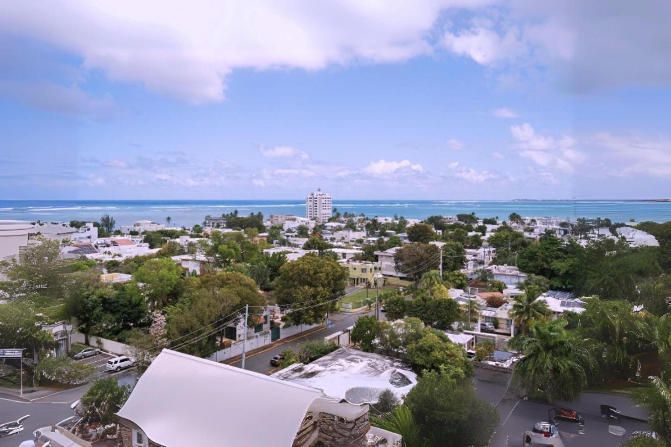 Oceanview With Parking And Steps To The Apartamento