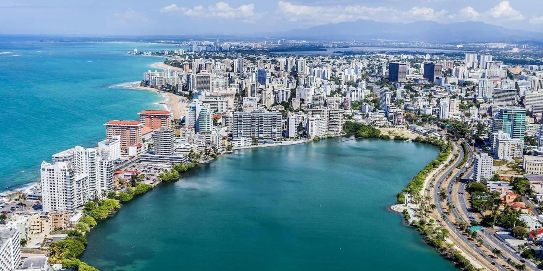 Сasa de vacaciones Beachside Steps From Condado
