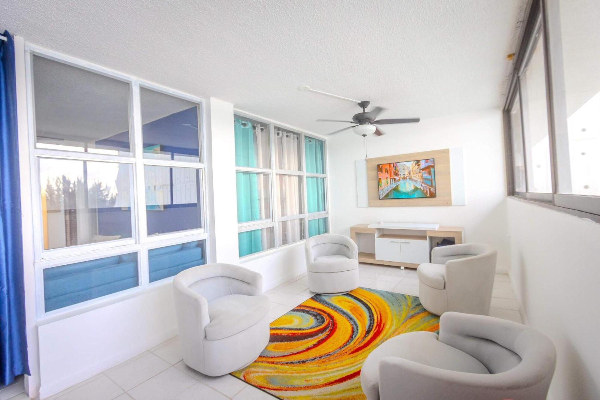 Foxwoods Casino & Beachfront Bliss- Isla Escape Apartamento *