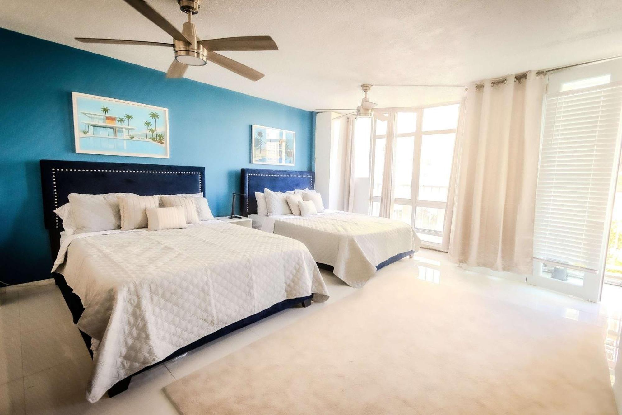 Carolina Beachfront- With Pool & Family Fun!