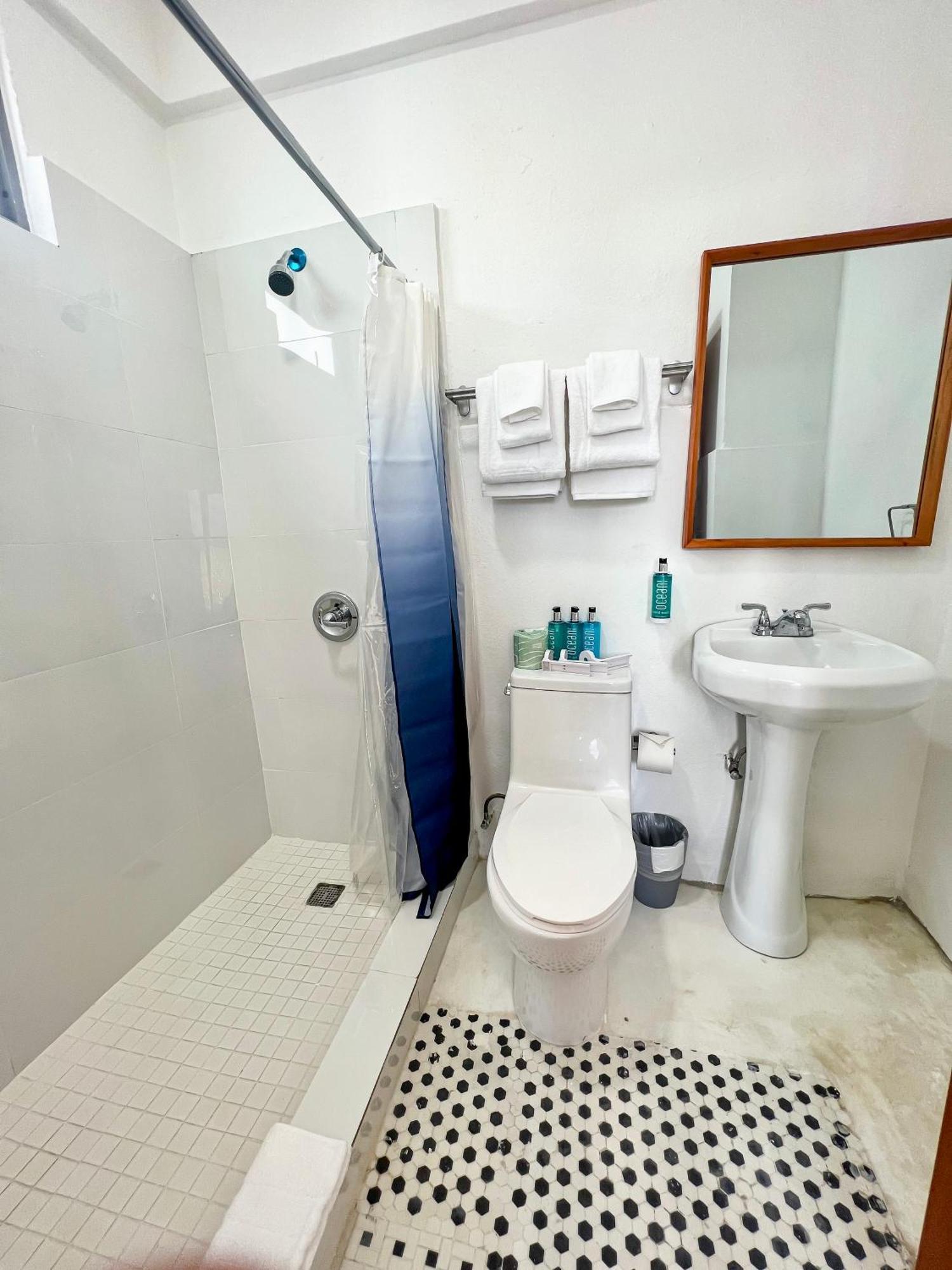 Urbana 3*