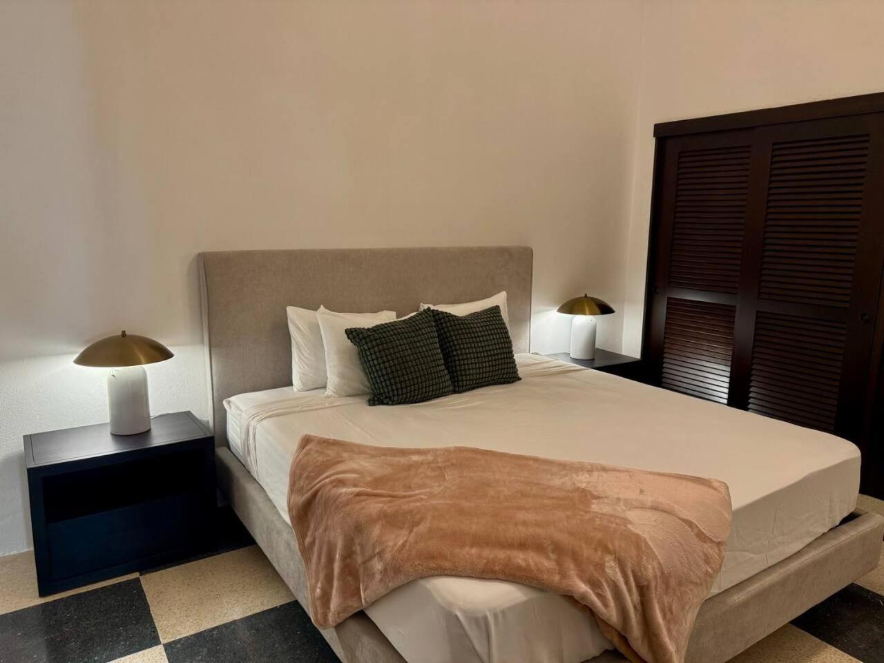 Apartamento Colonial Charm With Balcony Walk To El Morro & Dining
