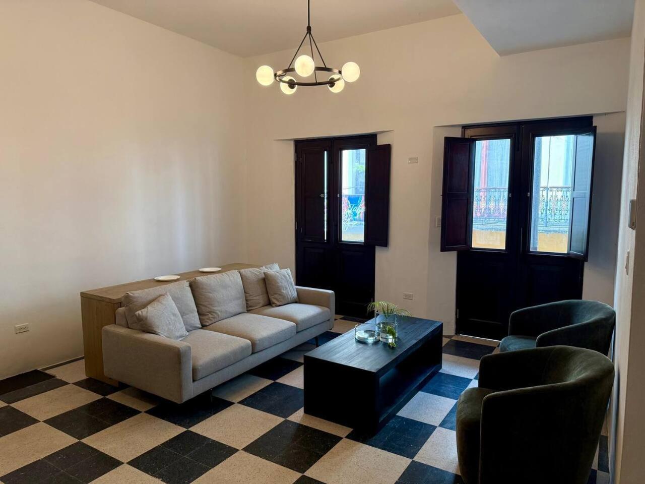 Colonial Charm With Balcony Walk To El Morro & Dining Apartamento San Juan