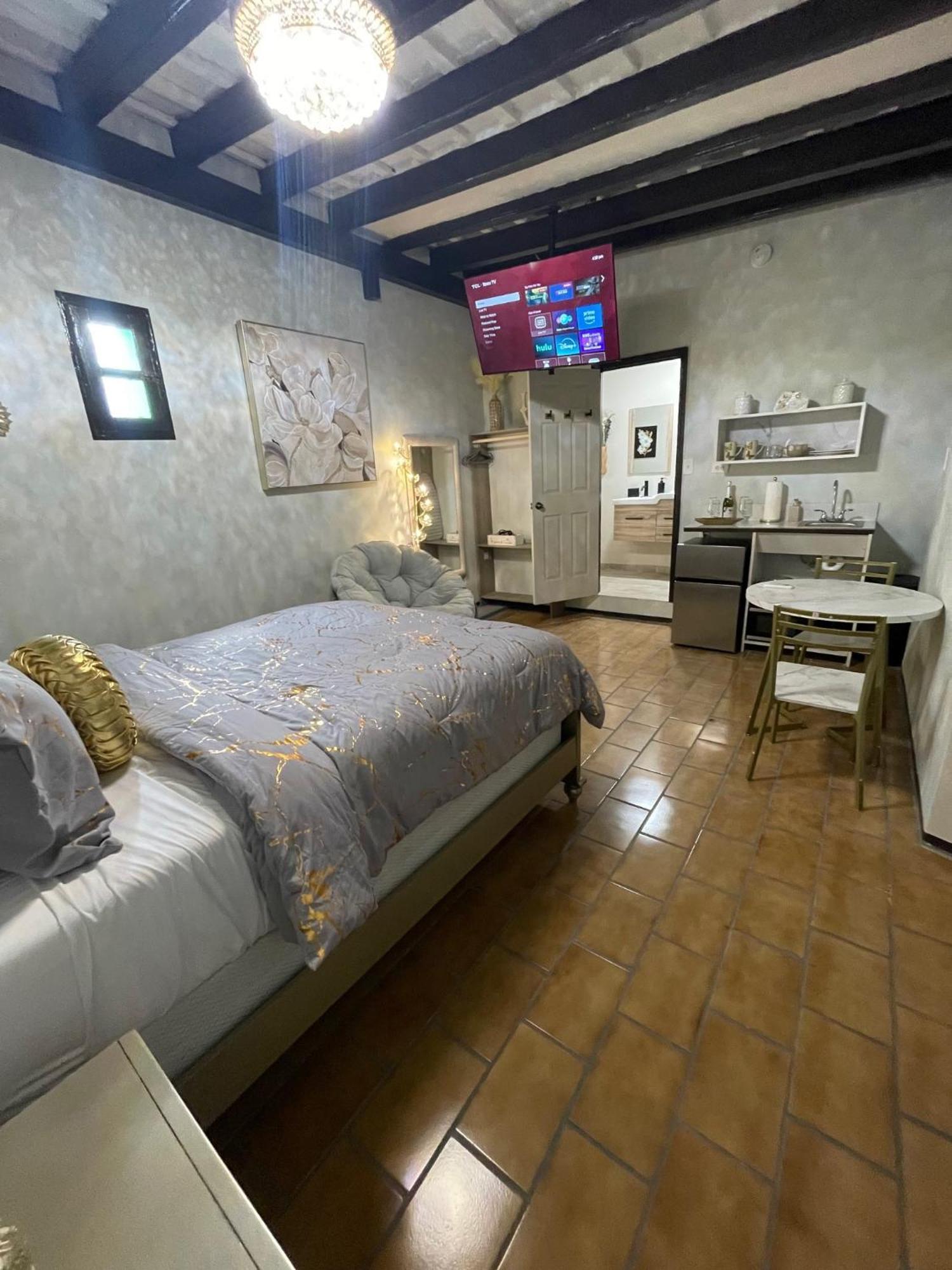 Apartment The & Vintage At Casa Of Essence In Heart Of Old