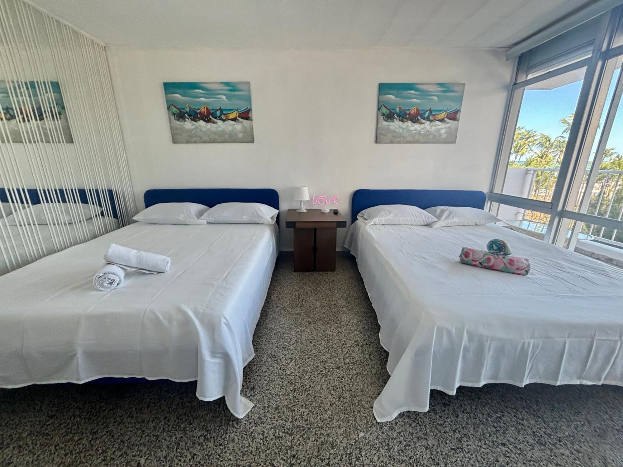 Oceanfront Isla 2b 2b Paradise Getaway Apartment