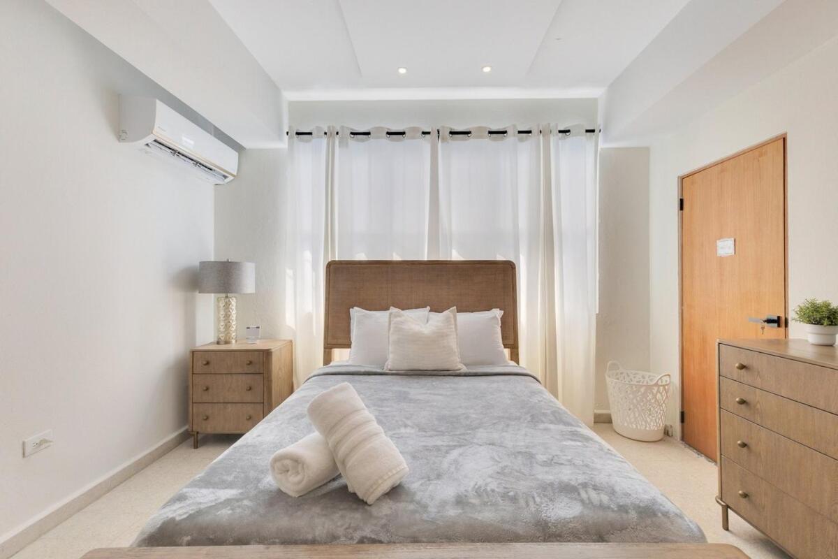 New! Modern 3br Near & Nightlife Apartamento San Juan