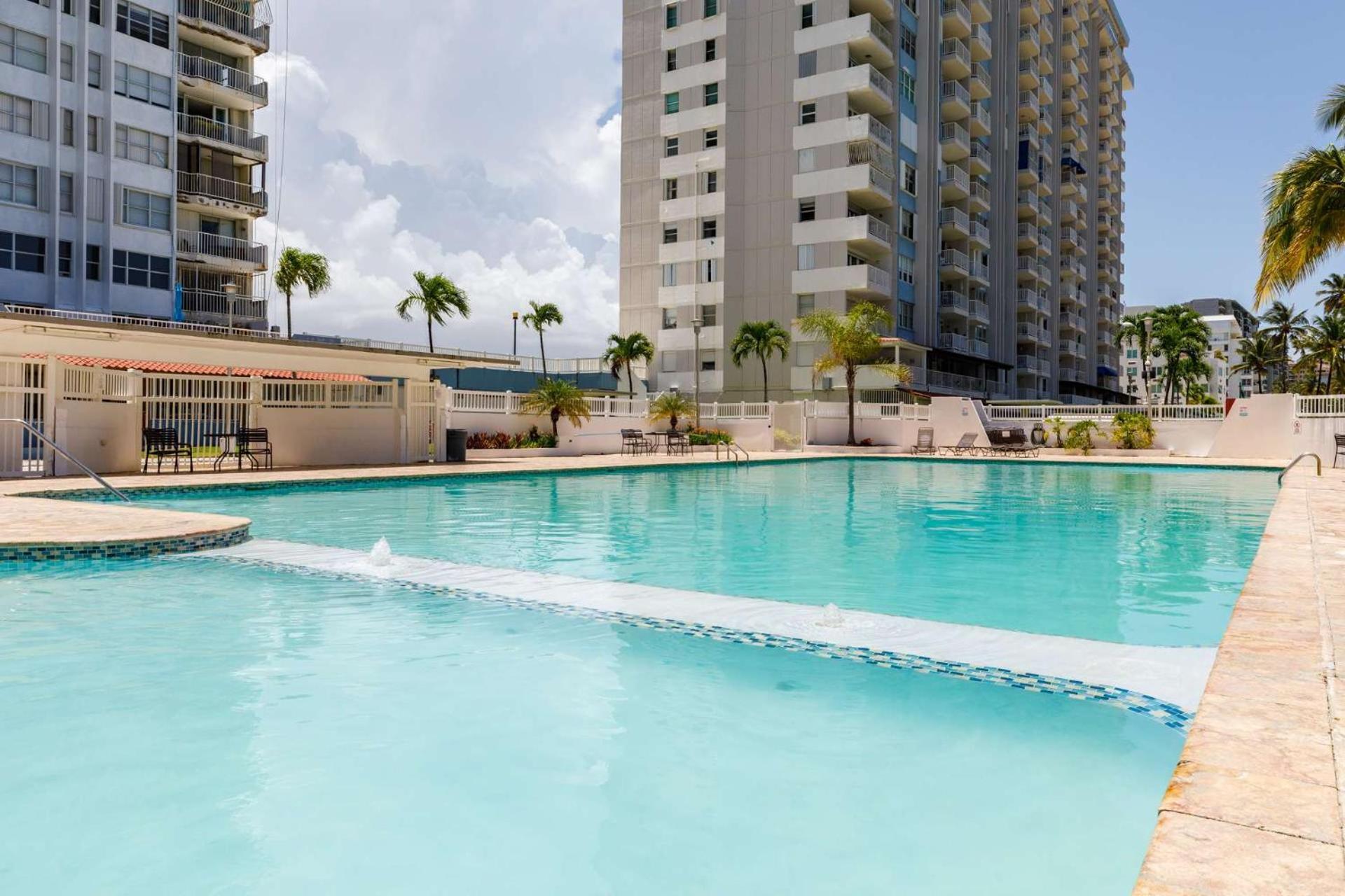 Beachfront Apartment- Near Foxwoods Casino * San Juan