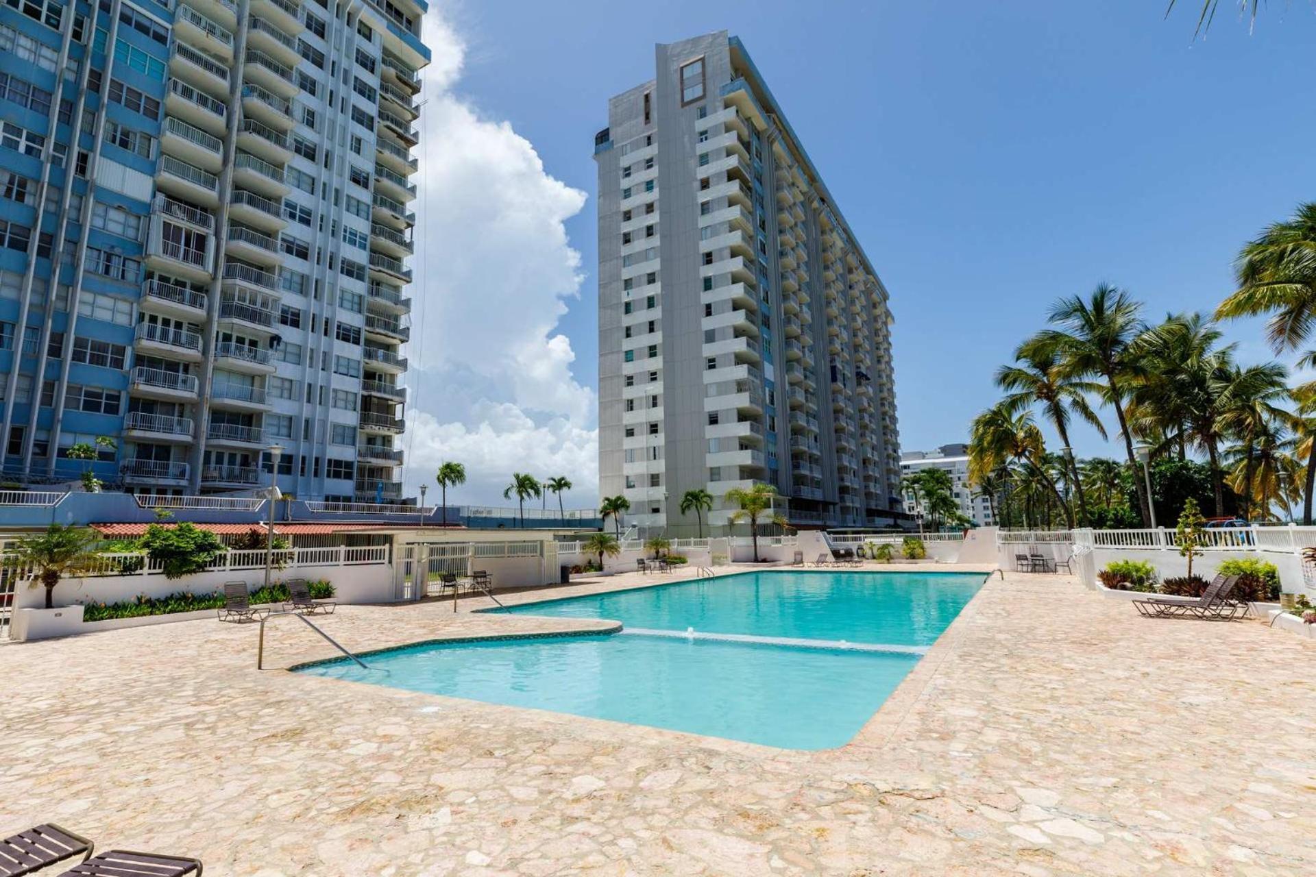 Beachfront Apartment- Near Foxwoods Casino *