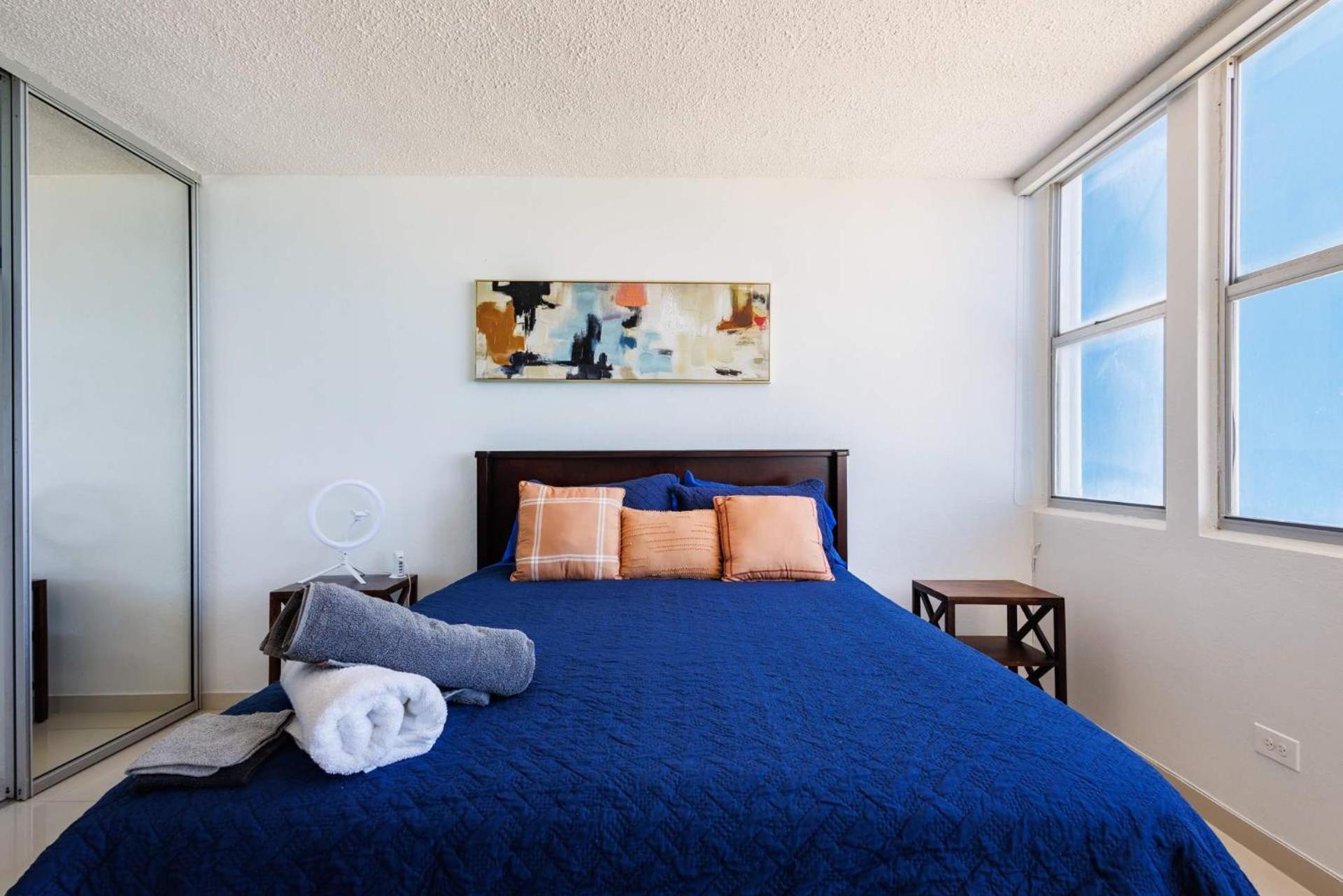 Beachfront Apartment- Near Foxwoods Casino * San Juan