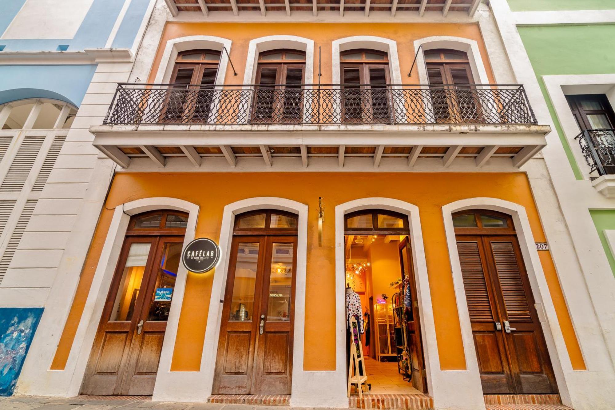 Opal Penthouse - Balcony View - 5 Bedrooms * San Juan