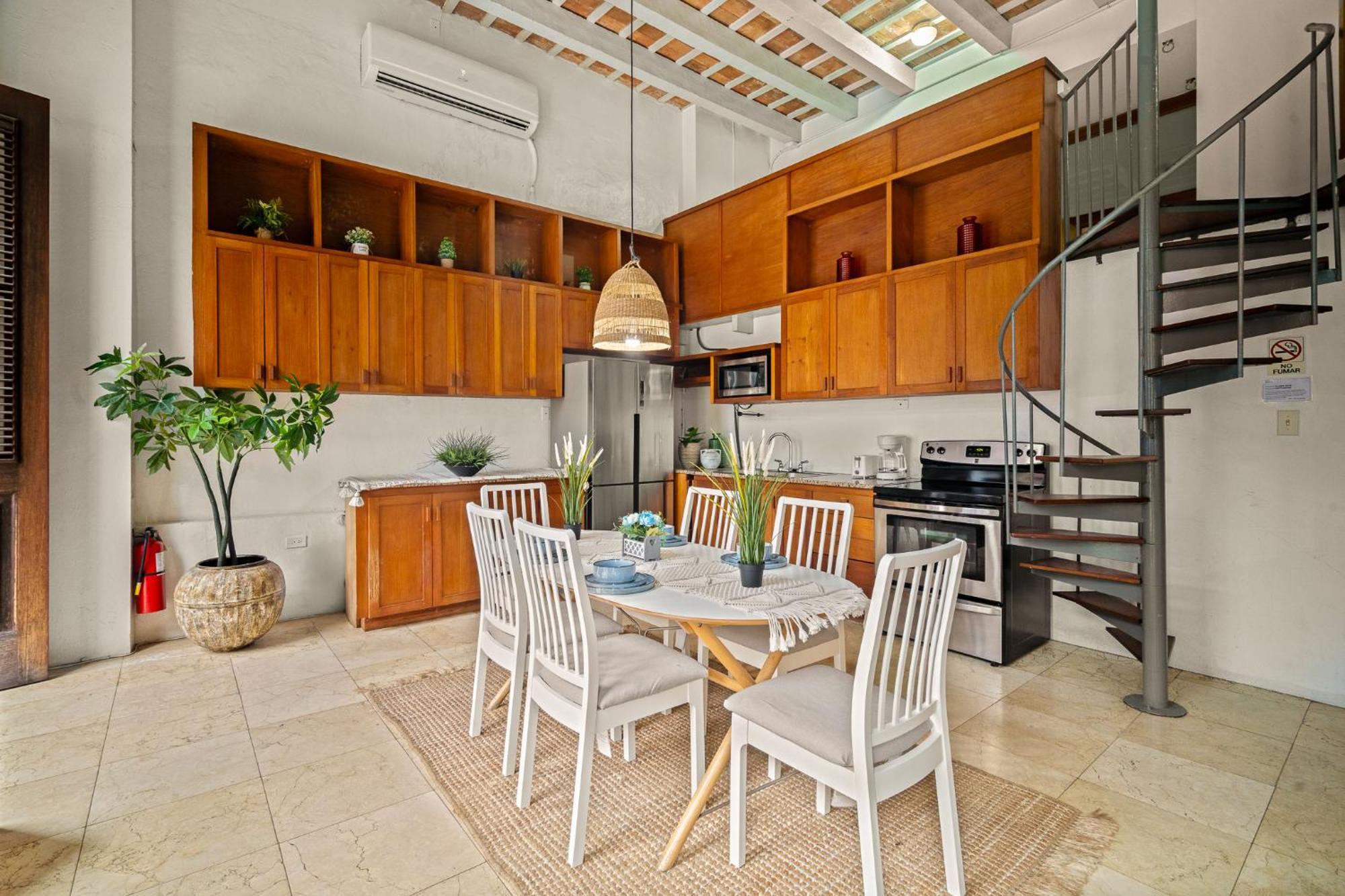 Opal Penthouse - Balcony View - 5 Bedrooms Apartamento