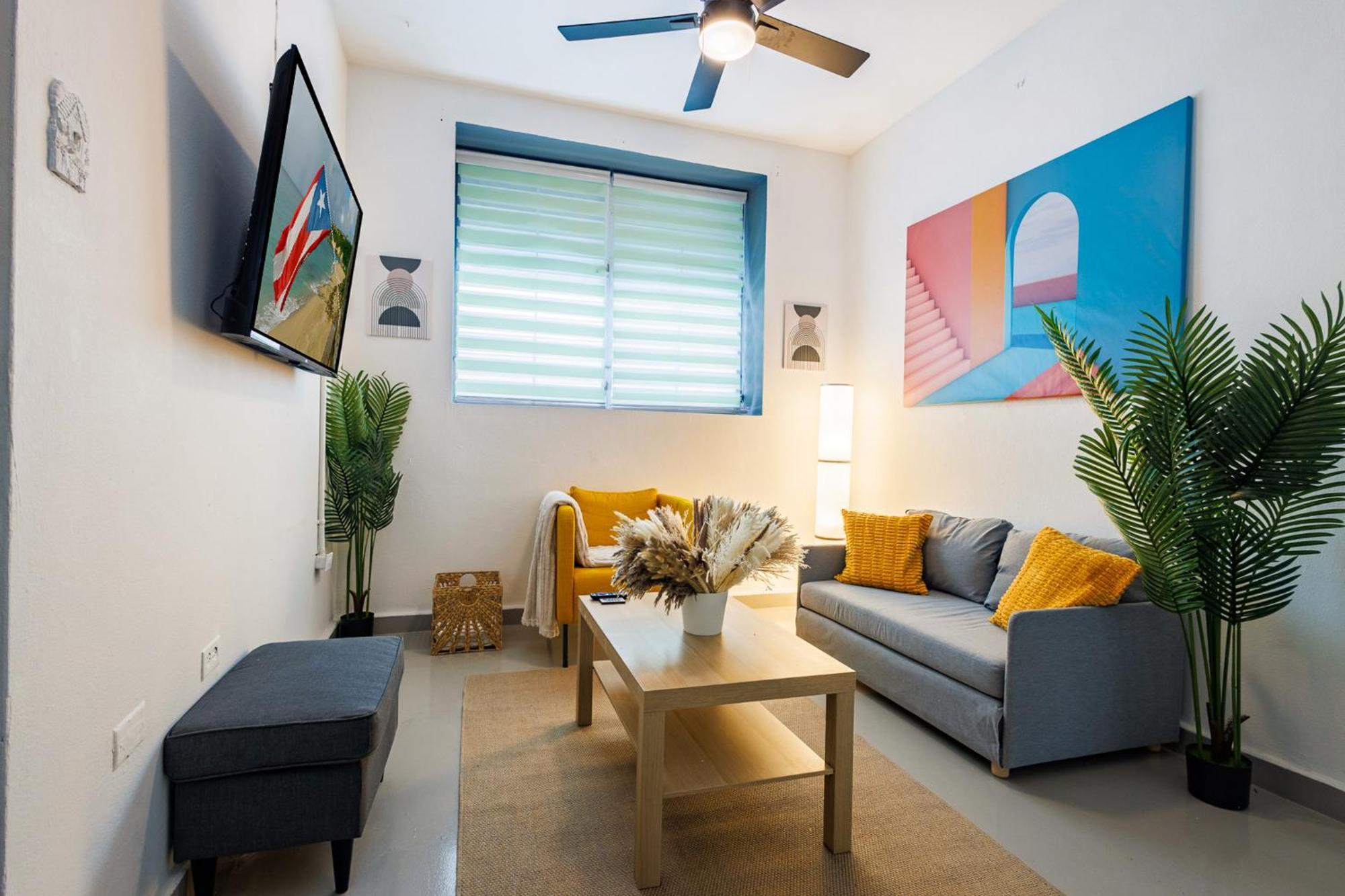 Spanish Lagoon With Private Patio By Ph Apartamento