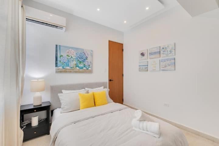 Villa Amazing Group Near Beach, Nightlife For 18 San Juan